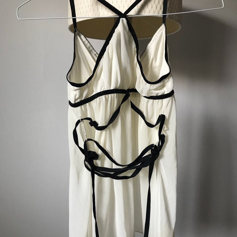 Express| Roman-esque Babydoll Sheer Top - Picture 8 of 9